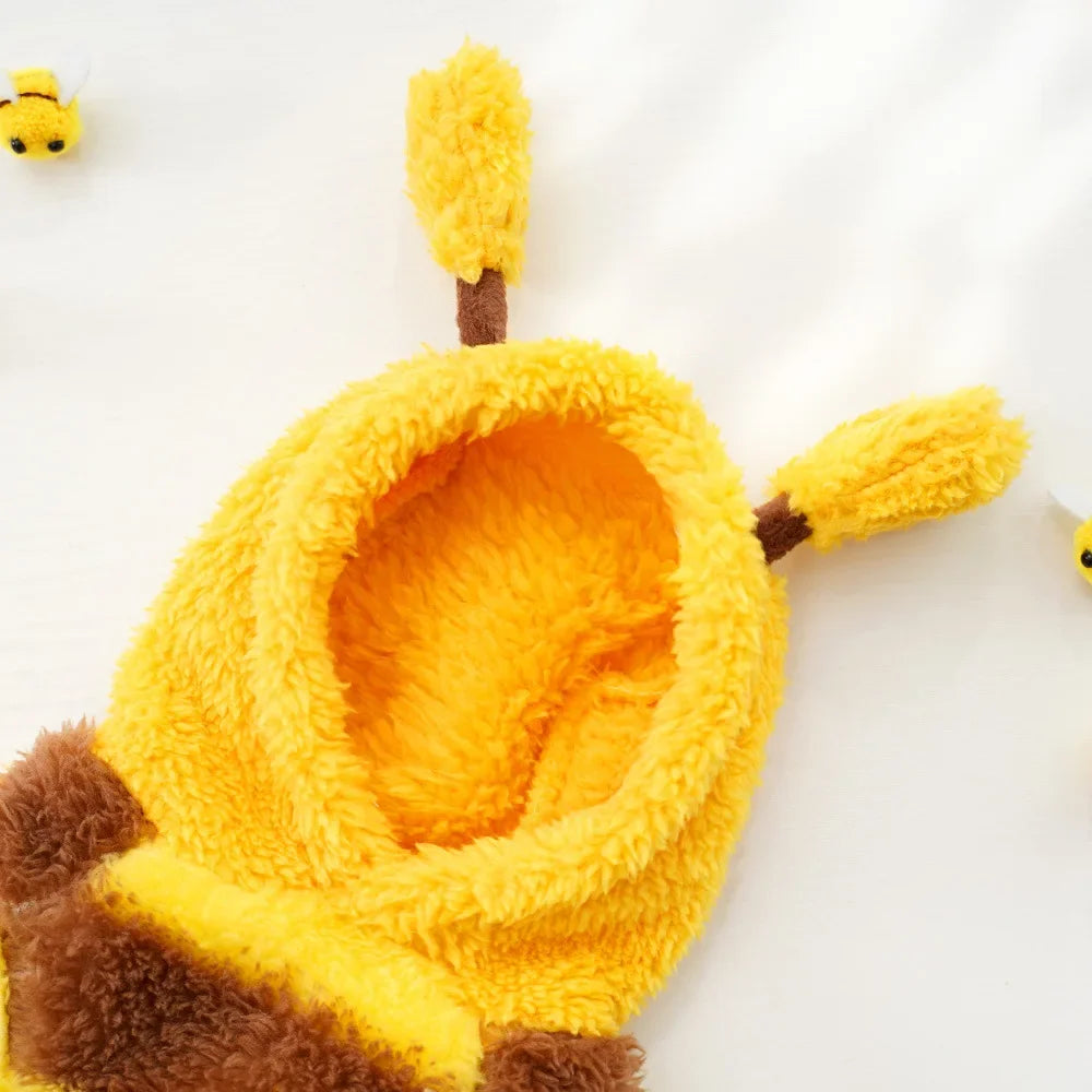 Maison Paw HoneyHug™ Winter Pet Hoodie – Cute Bee Design for Dogs & Cats